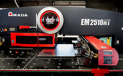 パンチングプレス加工